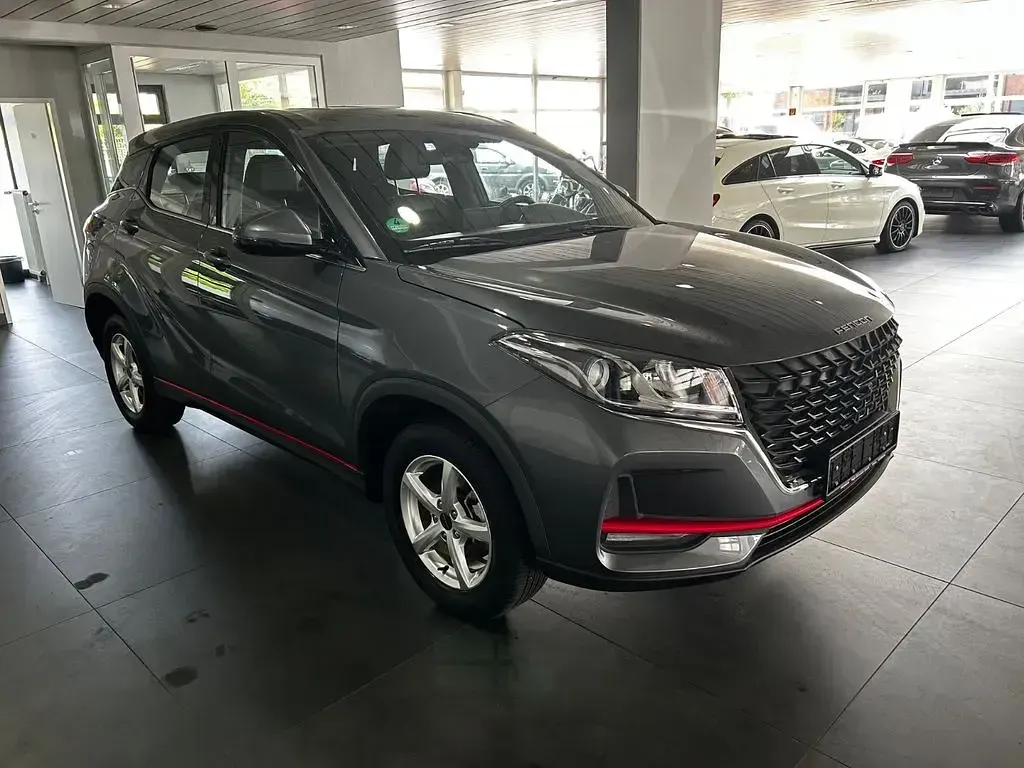 Gebraucht DFSK Fengon 106 PS (77 kW) 2024 Grau SUV