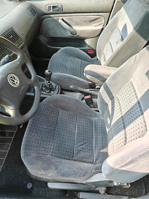 Gebraucht VW Golf IV 101 PS (74 kW) 1998 Schwarz Kleinwagen