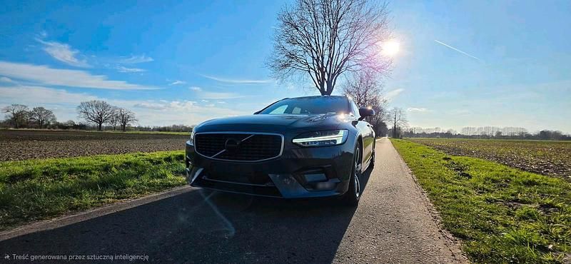 Gebraucht Volvo V90 R-Design 190 PS (139 kW) 2019 Blau Kombi