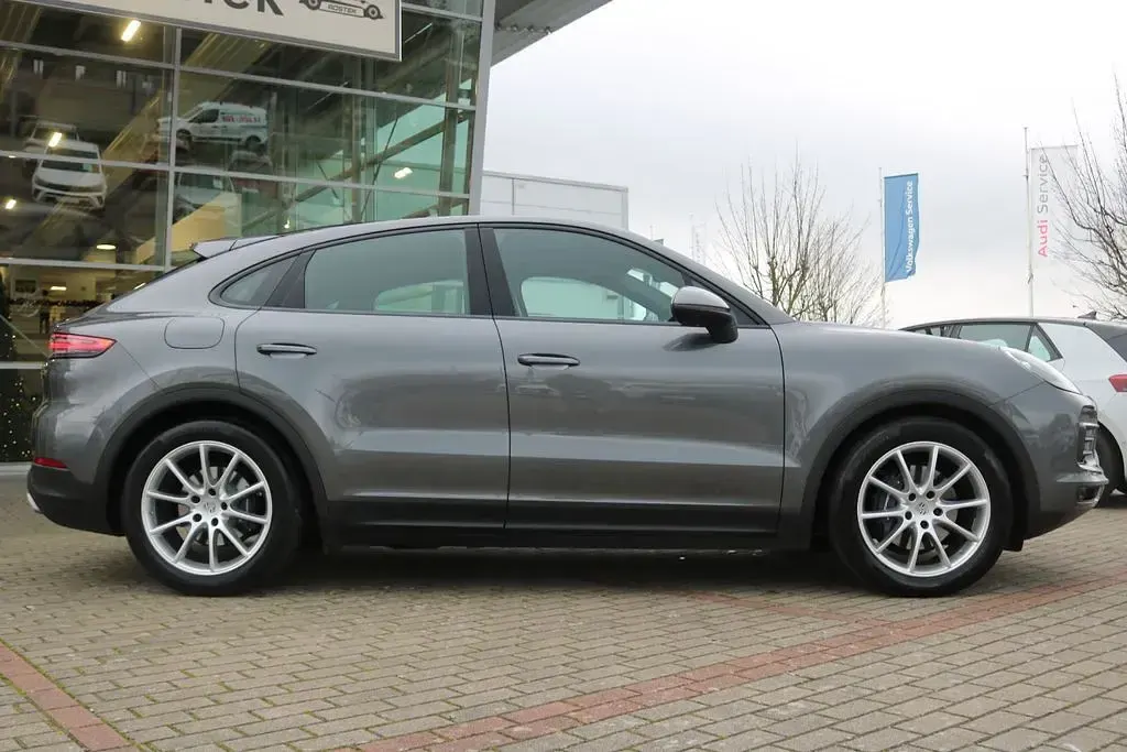 Gebraucht Porsche Cayenne Coupe 340 PS (250 kW) 2020 Grau SUV