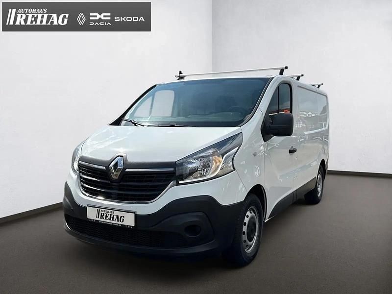 Weiß Gebraucht 2021 Renault Trafic Komfort Van | 20.980 € (Etwas zu teuer) - Bild 1/4