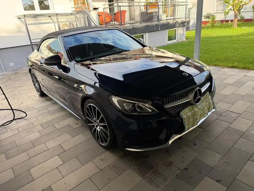 Gebraucht Mercedes C180 156 PS (114 kW) 2018 Blau Cabrio