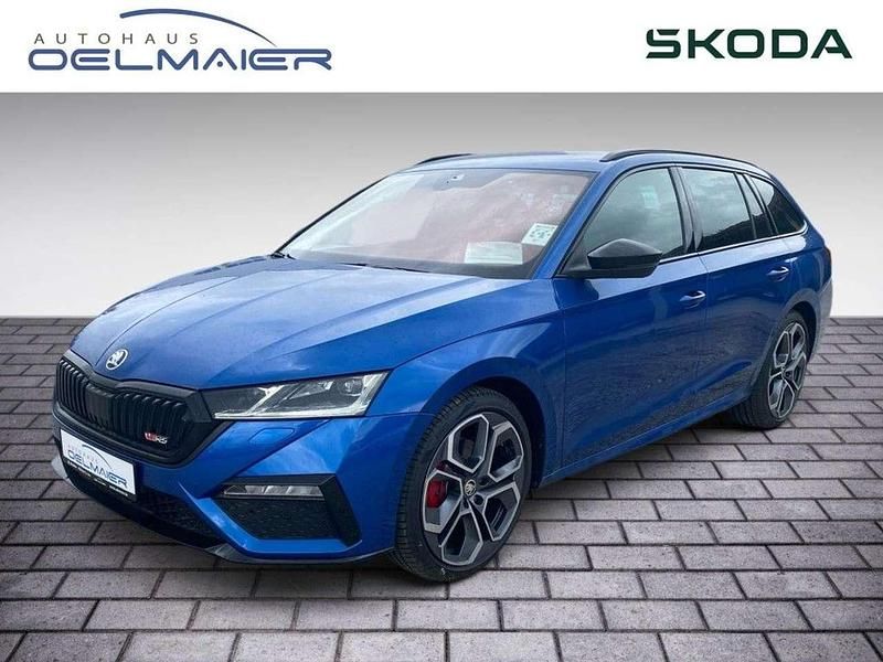 Race blau metallic Neu 2025 Skoda Octavia RS Kombi | 46.850 € (Etwas zu teuer) - Bild 1/4