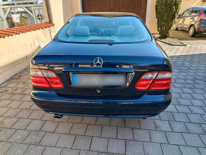 Gebraucht Mercedes 320 218 PS (160 kW) 2002 Blau Coupé