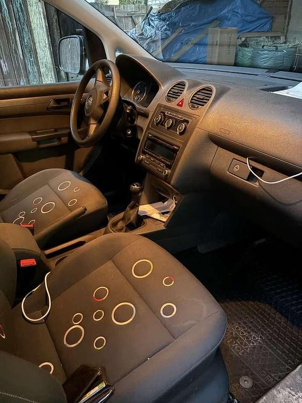 Gebraucht VW Caddy Edition 102 PS (75 kW) 2012 Van / Kleinbus