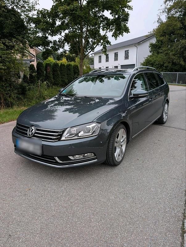 Gebraucht VW Passat Highline 170 PS (125 kW) 2011 Grau Kombi
