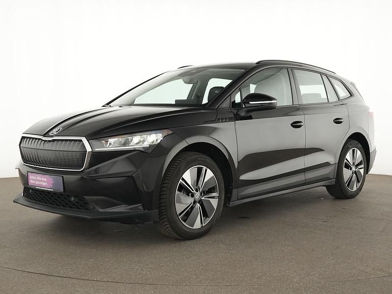 Schwarz magic Gebraucht 2023 Skoda Enyaq iV Loft SUV | 24.978 € (Fairer Preis) - Bild 1/4