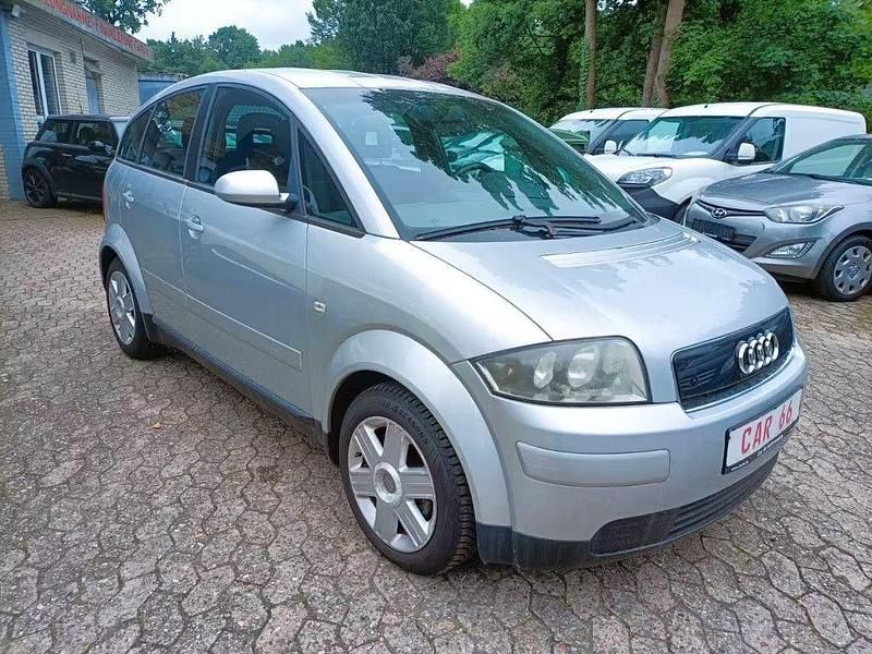 Silber Gebraucht 2004 Audi A2 Kleinwagen | 3.990 € (Fairer Preis) - Bild 1/4