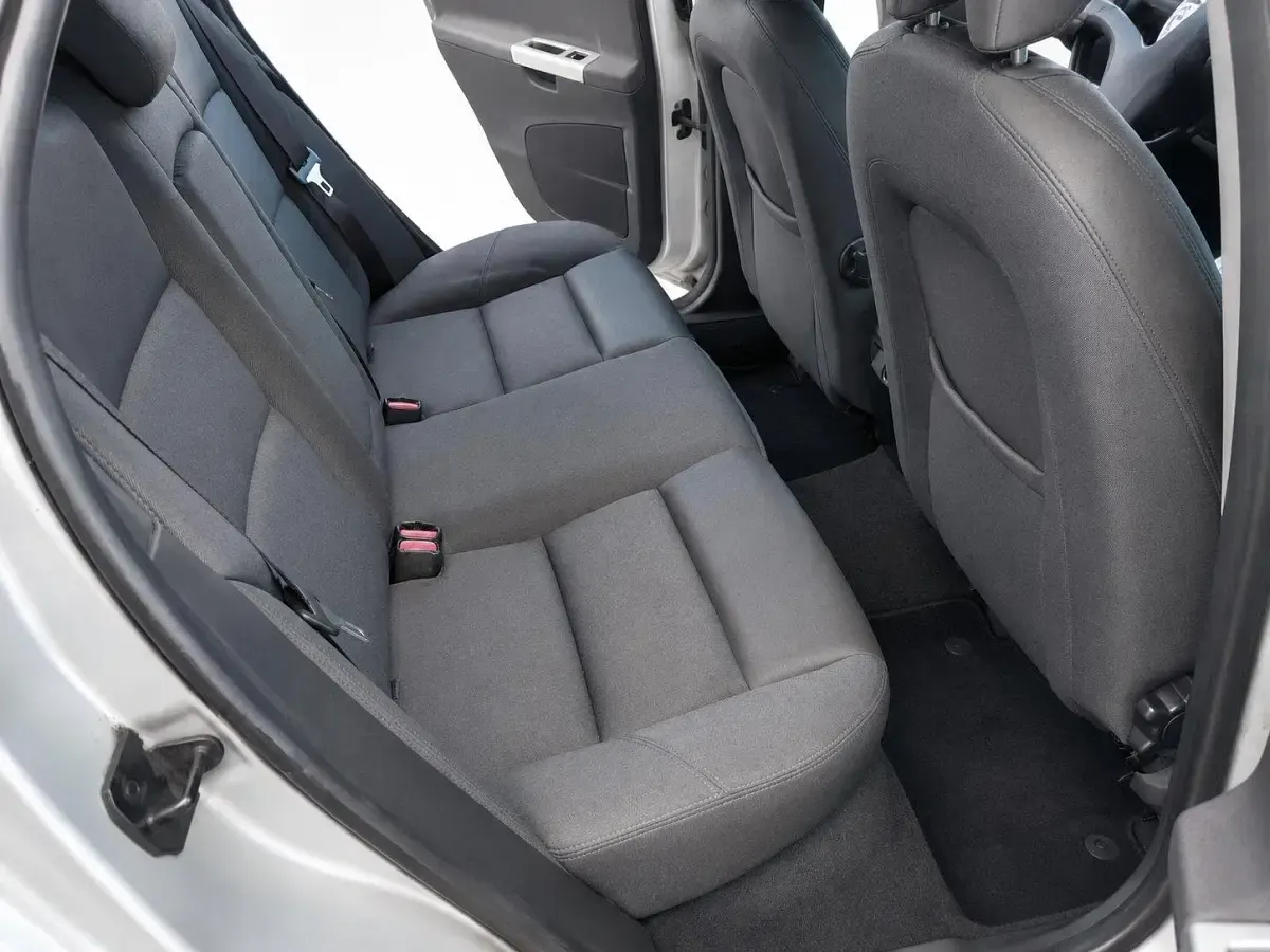 Gebraucht Volvo V50 136 PS (100 kW) 2006 Silber Kombi