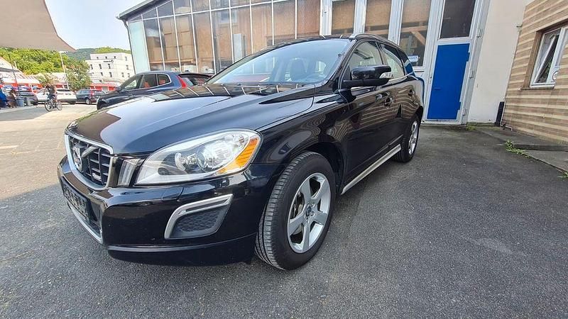 Schwarz Gebraucht 2013 Volvo XC60 R-Design SUV | 11.900 € (Fairer Preis) - Bild 1/4