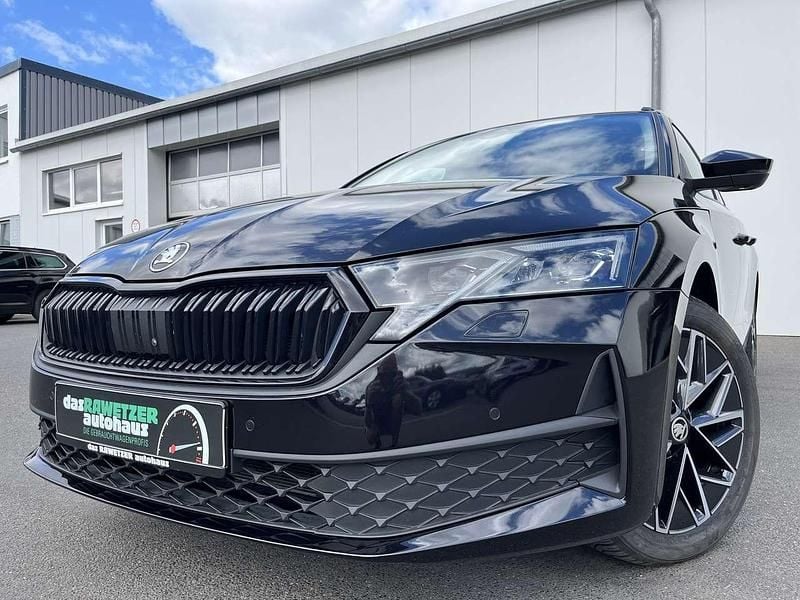 Schwarzmagic Gebraucht 2024 Skoda Octavia Kombi | 29.860 € (Guter Preis) - Bild 1/4