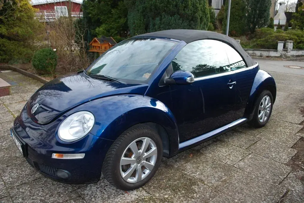 Gebraucht VW New Beetle 102 PS (75 kW) 2007 Blau Kleinwagen