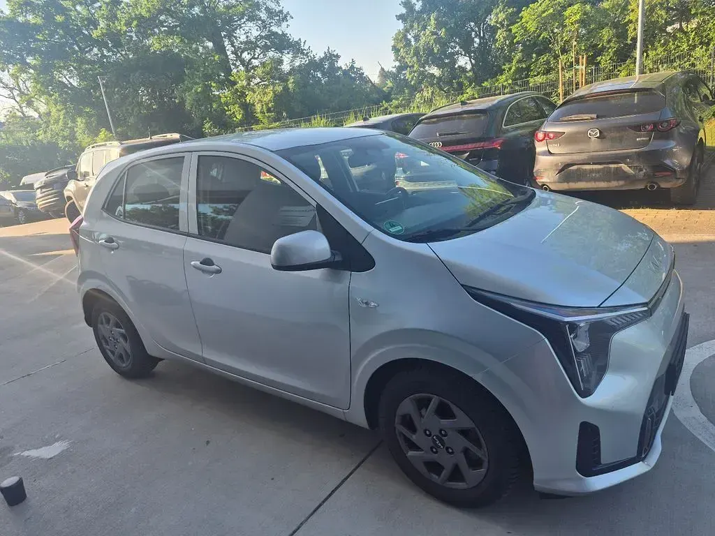 Gebraucht Kia Picanto Vision 63 PS (46 kW) 2025 Sparkling silver Kleinwagen