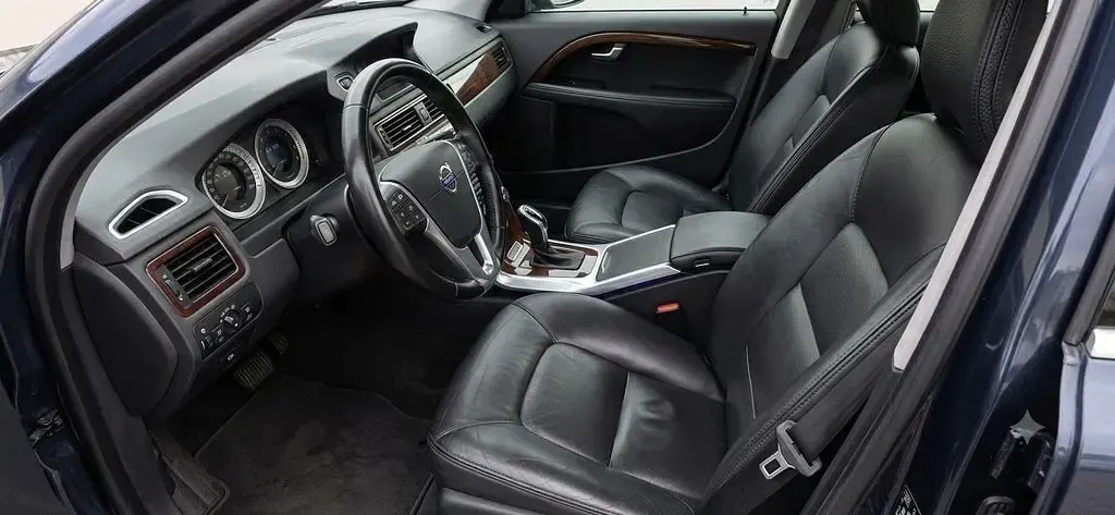 Gebraucht Volvo XC70 238 PS (175 kW) 2013 Blau Kombi