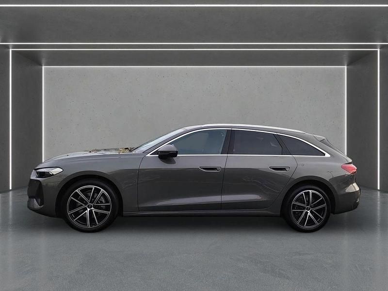 Gebraucht Audi A5 Sport 204 PS (150 kW) 2025 Grau Kombi