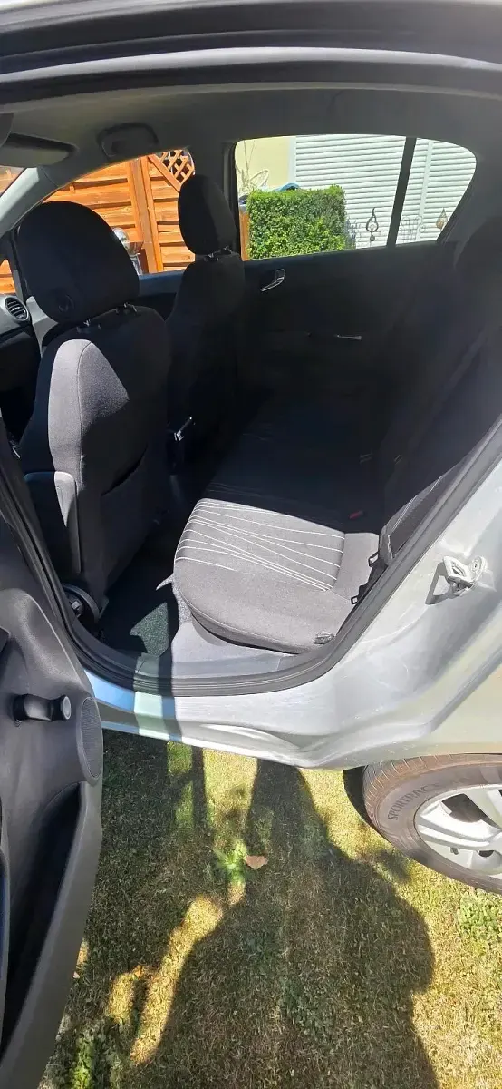 Gebraucht Opel Corsa 87 PS (63 kW) 2010 Silber Kleinwagen