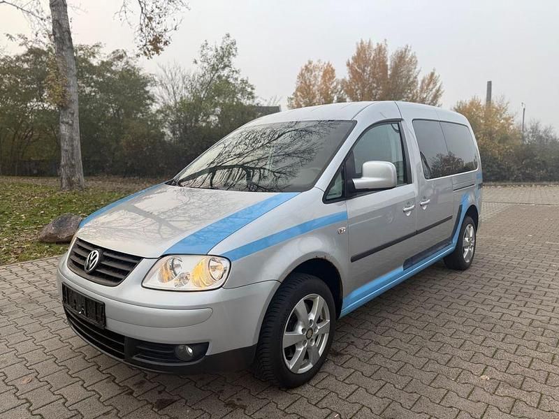Silber Gebraucht 2010 VW Caddy Maxi Life Team Van / Kleinbus | 8.999 € (Fairer Preis) - Bild 1/4
