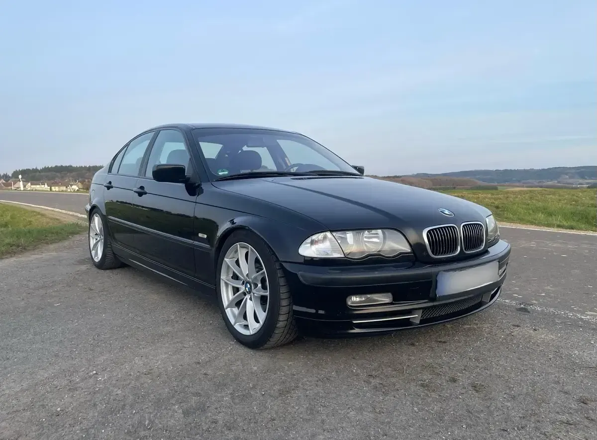 Gebraucht BMW 330 Shadowline 231 PS (169 kW) 2000 Schwarz Limousine