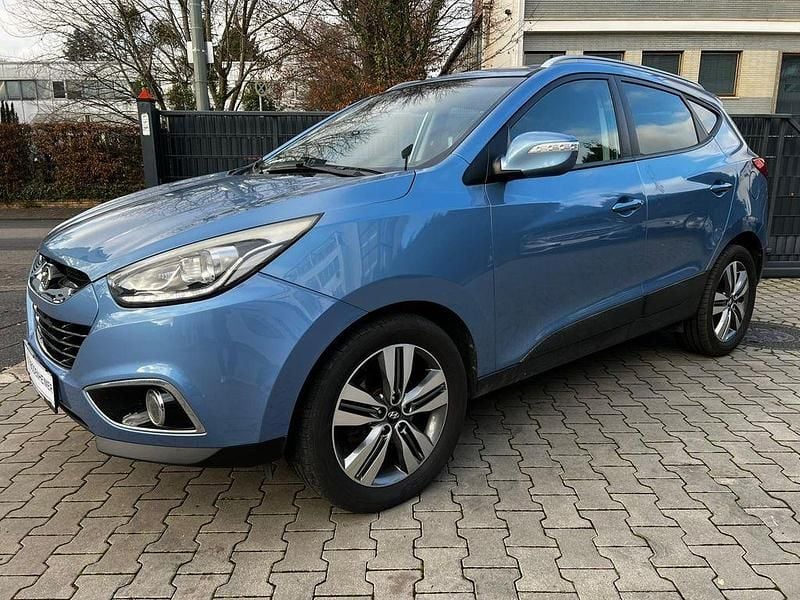 Blau Gebraucht 2015 Hyundai ix35 Edition SUV | 8.990 € (Superpreis) - Bild 1/4