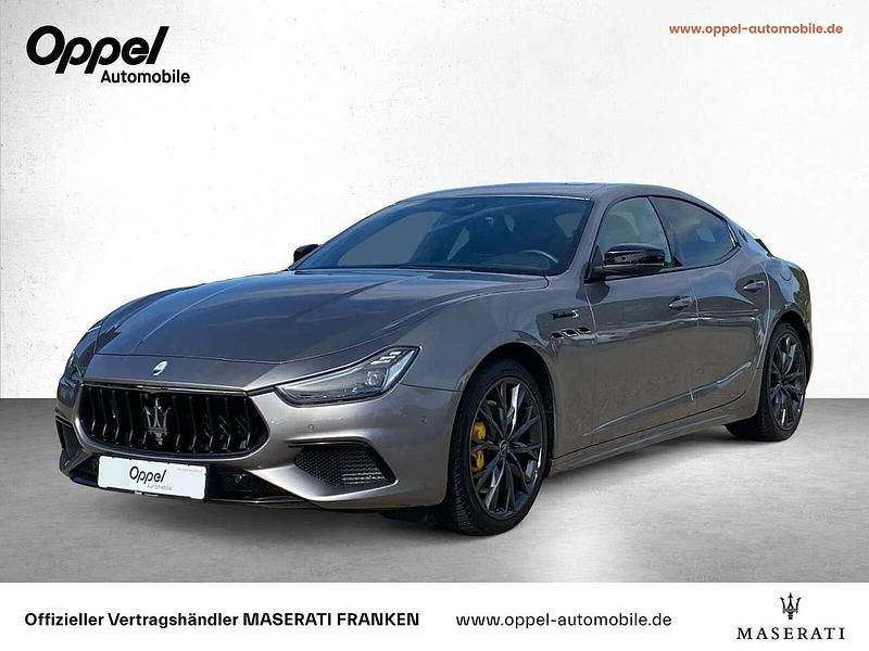 Grigio Gebraucht 2022 Maserati Ghibli Coupé | 71.399 € (Guter Preis) - Bild 1/3