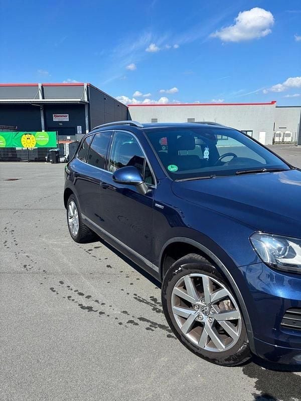 Gebraucht VW Touareg Edition 204 PS (150 kW) 2013 Blau SUV