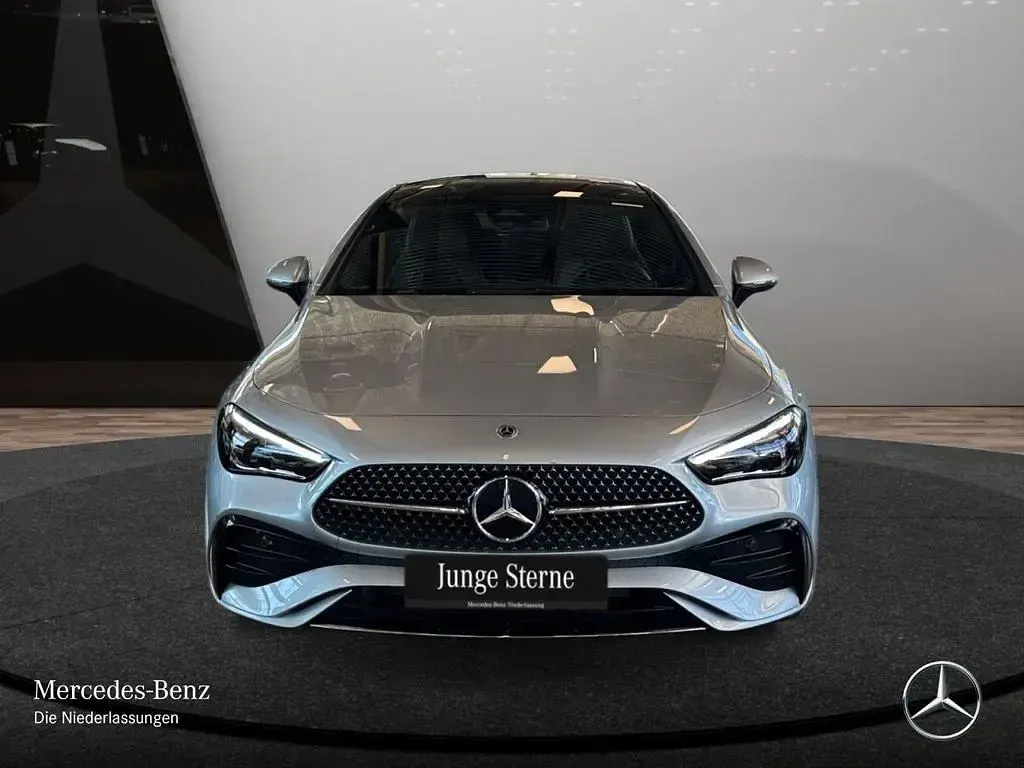 Gebraucht Mercedes CLE200 Advanced Plus 204 PS (150 kW) 2025 Silber Coupé