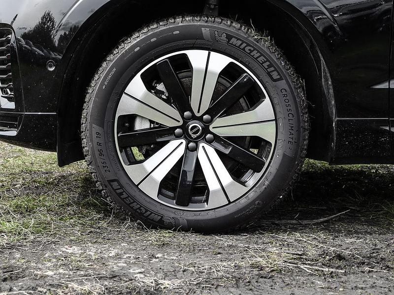 Gebraucht Volvo XC60 Plus 455 PS (334 kW) 2023 Schwarz SUV