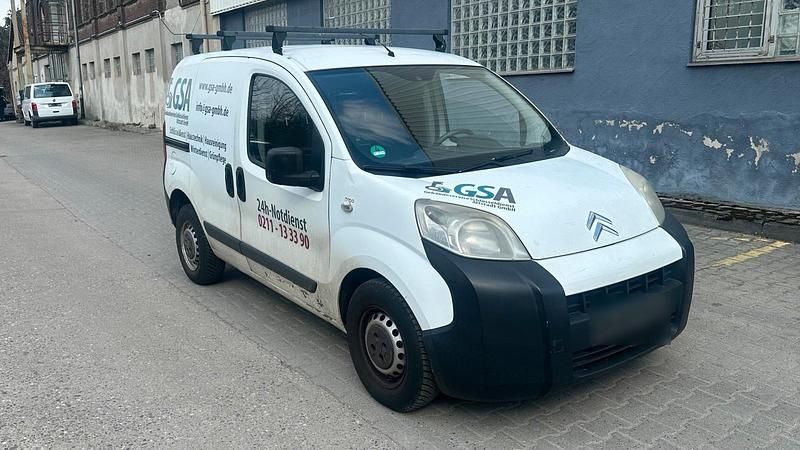 Gebraucht Citroën Nemo 74 PS (54 kW) 2010 Weiß Van / Kleinbus