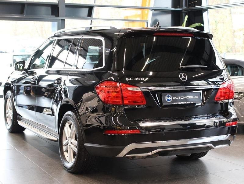 Gebraucht Mercedes GL350 258 PS (189 kW) 2015 Schwarz SUV