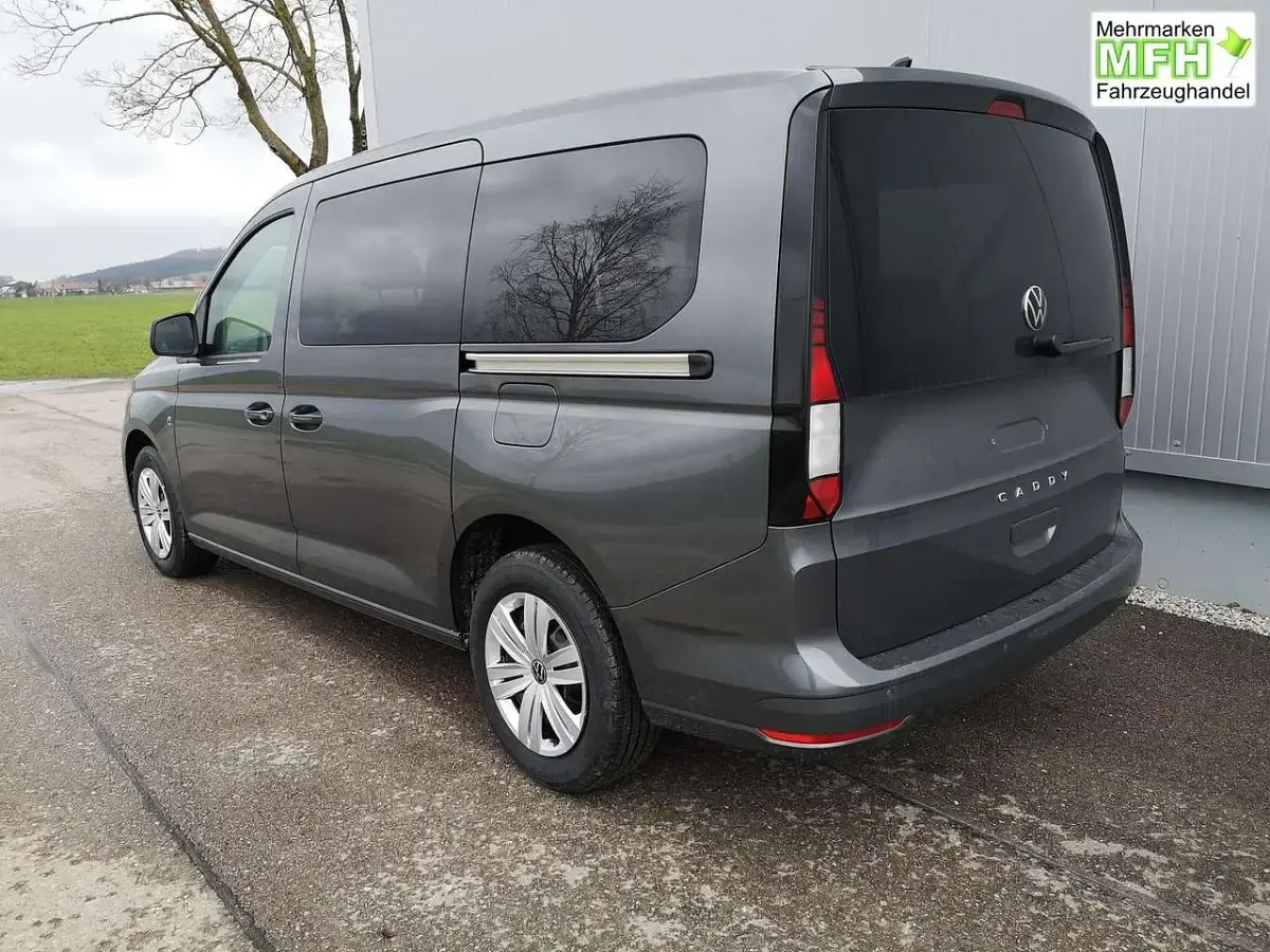 Nouă VW Caddy Maxi Basis 116 CP (85 kW) 2026 Gri Monovolum