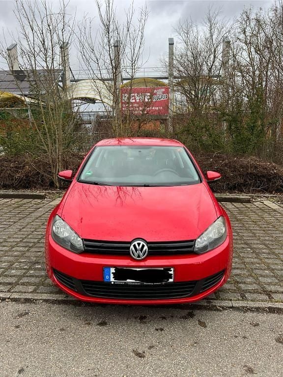 Gebraucht VW Golf VI 80 PS (58 kW) 2009 Rot Kleinwagen