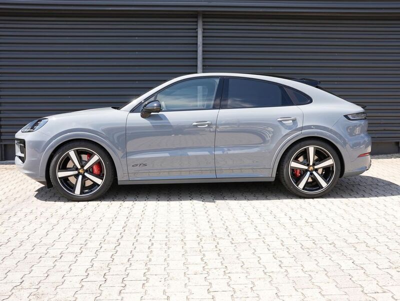 Gebraucht Porsche Cayenne GTS 500 PS (367 kW) 2024 Arktikgrau SUV