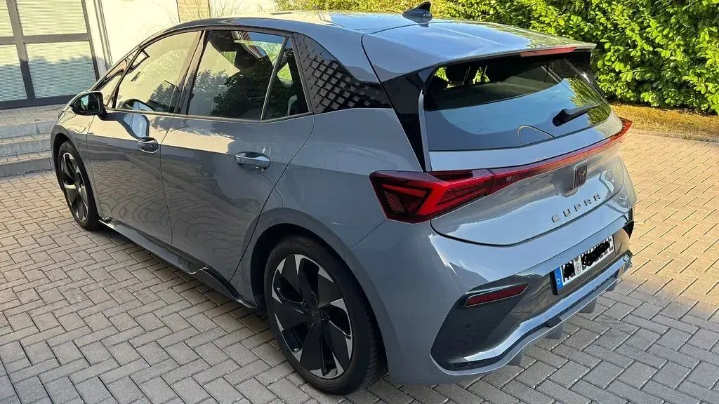 Gebraucht Cupra Born 150 kW (204 PS) 2023 Grau Kleinwagen