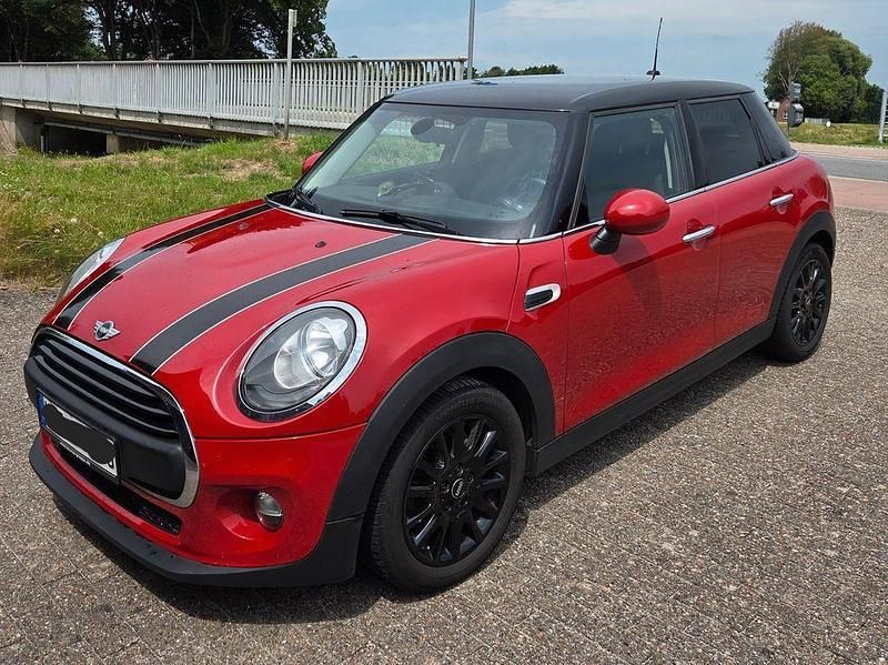 Rot Gebraucht 2017 Mini ONE Kleinwagen | 11.200 € (Fairer Preis) - Bild 1/4