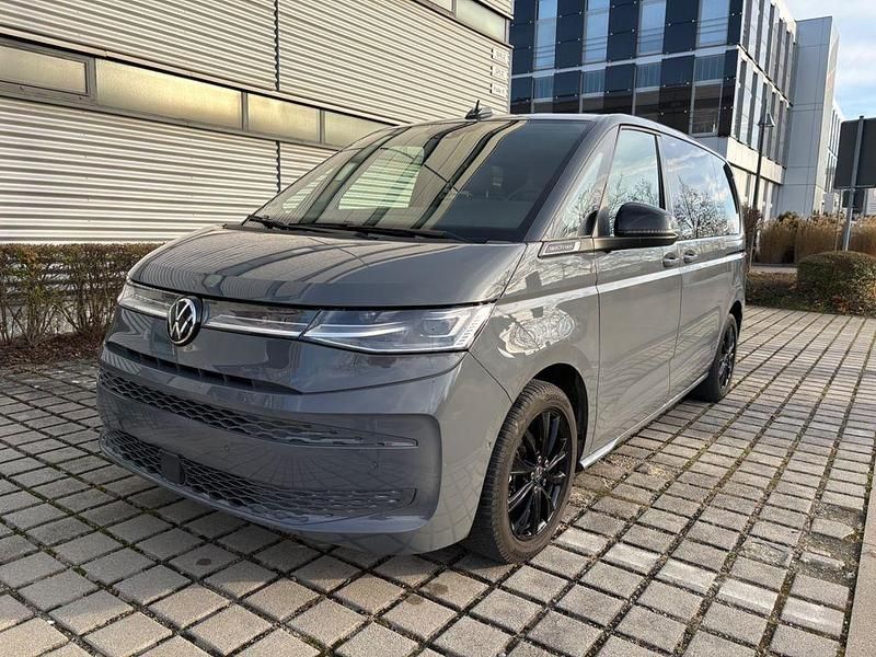 Gebraucht VW Multivan Goal 150 PS (110 kW) 2025 Grau Van