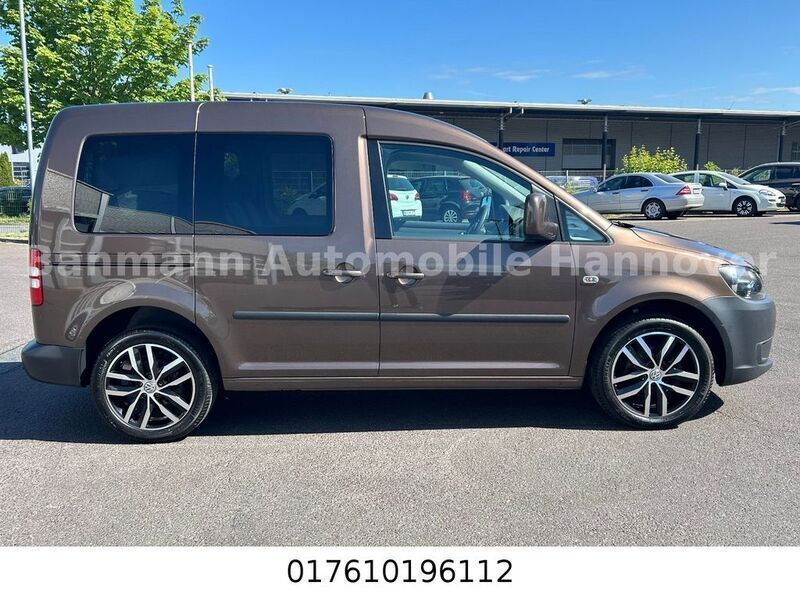 Gebraucht VW Caddy Trendline 86 PS (63 kW) 2011 Braun Van / Kleinbus