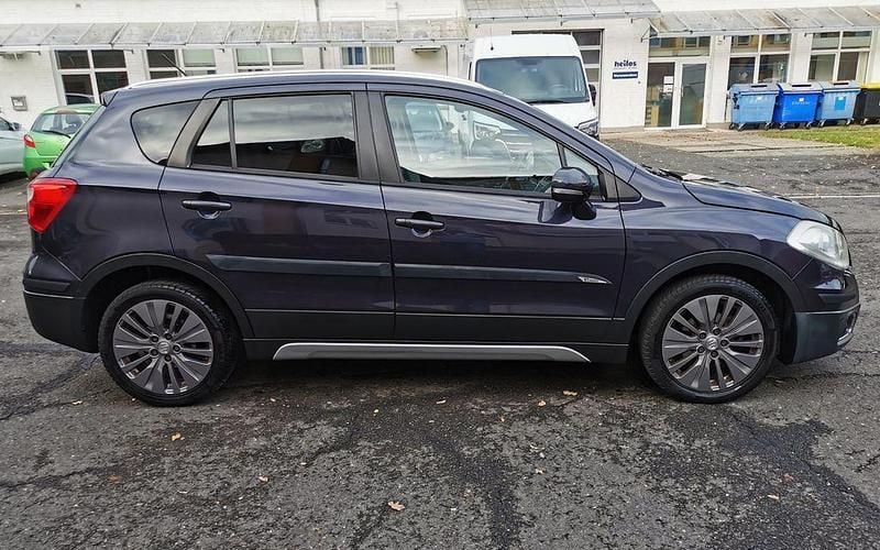 Gebraucht 2014 Suzuki SX4 S-Cross Comfort+ SUV | 7.400 € (Guter Preis) - Bild 1/4