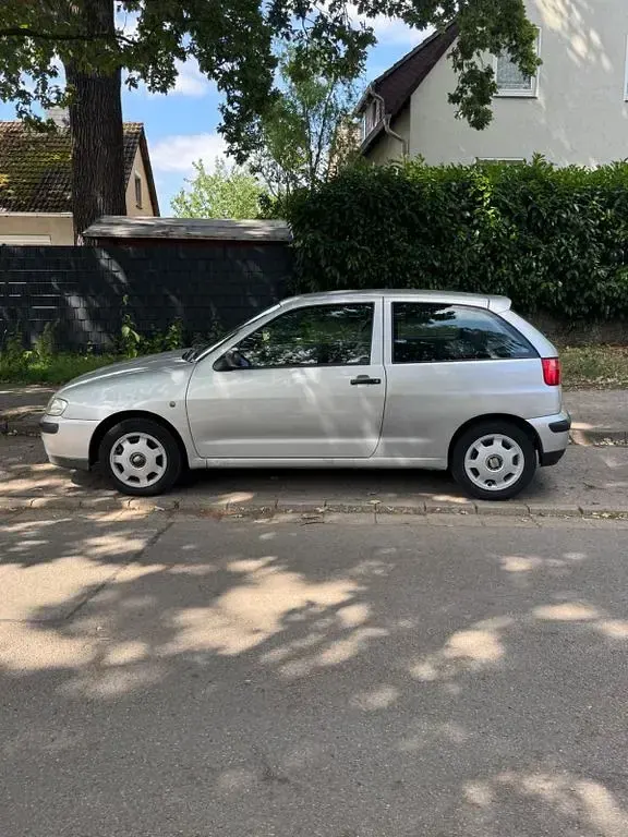 Gebraucht Seat Ibiza 60 PS (44 kW) 2001 Silber Kleinwagen