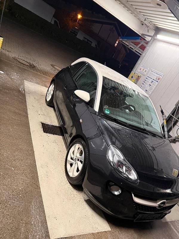 Second-hand Opel Adam 69 CP (50 kW) 2015 Negru Hatchback