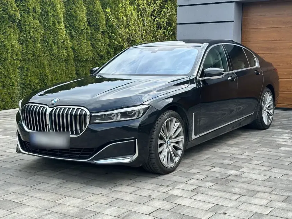 Gebraucht BMW 730 265 PS (194 kW) 2020 Schwarz Limousine