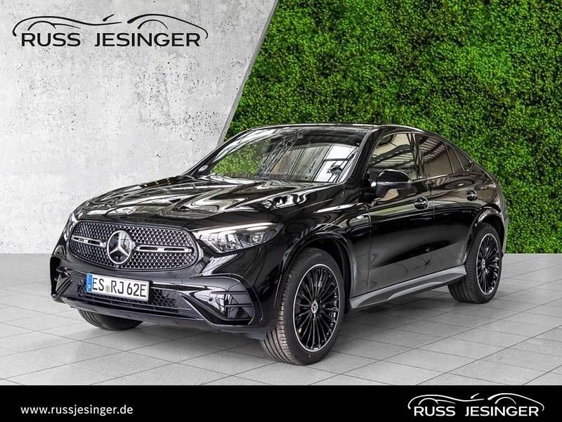 Obsidianschwarz metallic Gebraucht 2025 Mercedes GLC300e AMG Coupé | 82.850 € - Bild 1/3
