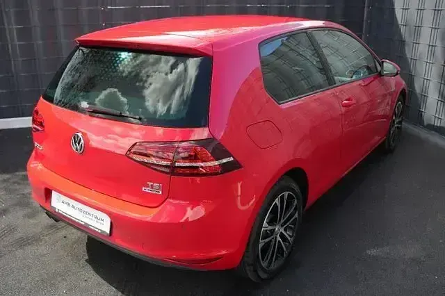 Gebraucht VW Golf VII Cup 125 PS (91 kW) 2014 Rot Limousine