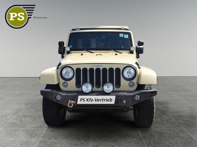 Gebraucht Jeep Wrangler Unlimited Sahara 200 PS (147 kW) 2015 Beige SUV