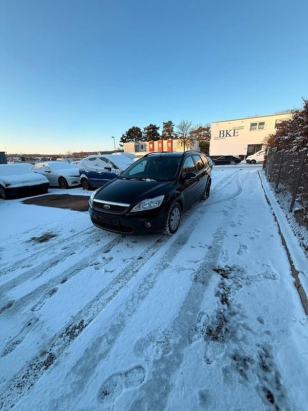 Gebraucht Ford Focus 101 PS (74 kW) 2008 Schwarz Kombi