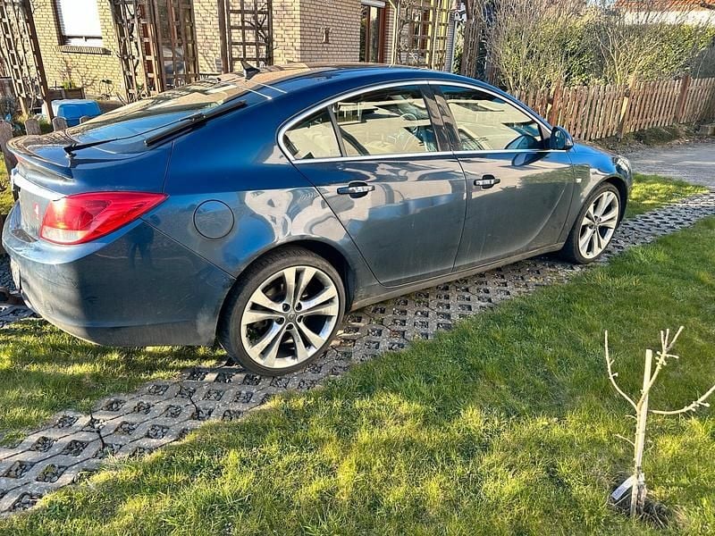 Gebraucht Opel Insignia 160 PS (117 kW) 2010 Blau Limousine