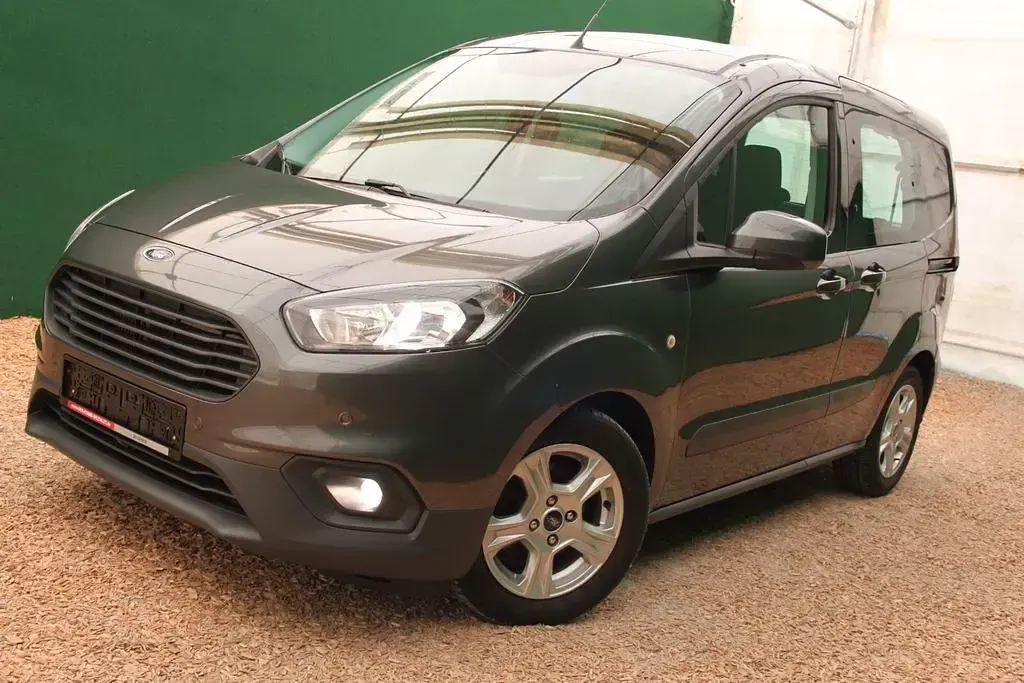 Gebraucht Ford Transit 101 PS (74 kW) 2020 Magnetic Van / Kleinbus
