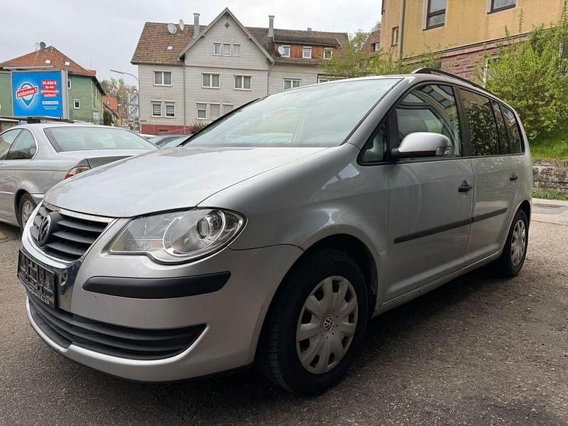 Silber Gebraucht 2008 VW Touran Conceptline Van / Kleinbus | 2.995 € (Fairer Preis) - Bild 1/4