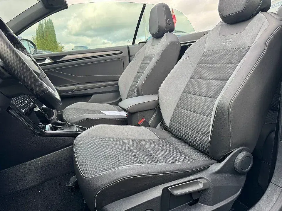 Gebraucht VW T-Roc Cabriolet R-line 150 PS (110 kW) 2022 Deep black perleffekt Cabrio
