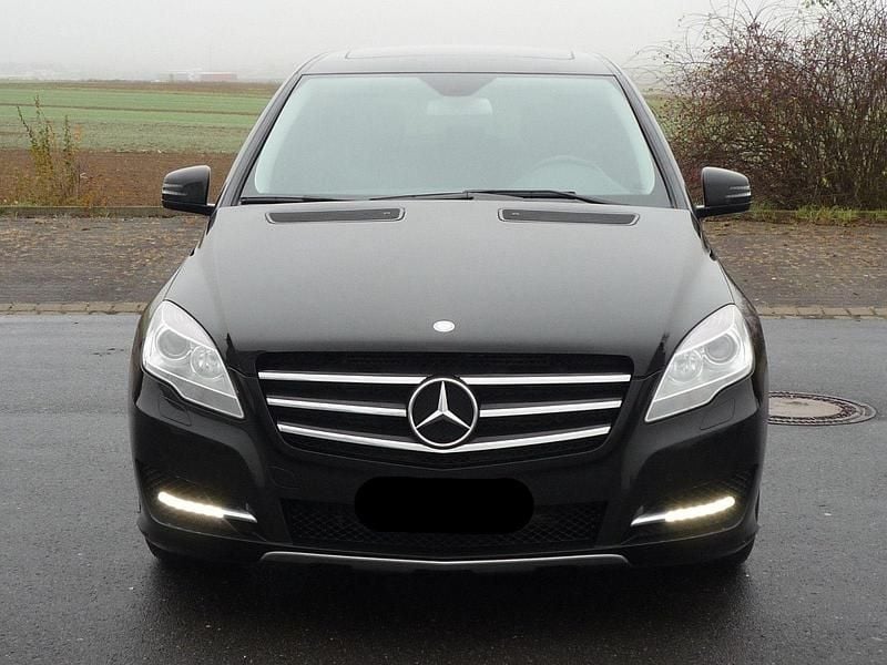Gebraucht Mercedes R350 265 PS (194 kW) 2013 Schwarz Van / Kleinbus