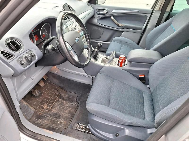 Gebraucht Ford S-MAX S 145 PS (106 kW) 2007 Silber Van / Kleinbus